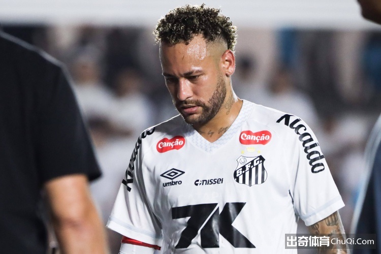 CBA,夺下关键前,场篮板,万博manbetx体育平台,万博体育官网,万博体育app下载,ManBetX,SPORTS