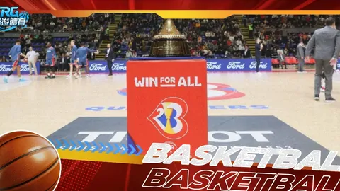 “蓝军逆袭领跑，瓜帅曼城滑落前四：英超格局突变，争四战五队差距仅6分”